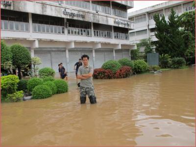 สถานการณ์น้ำท่วมช่างยนต์ 2554