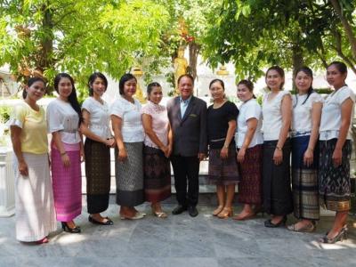 58-ส่งเสริมนโยบายสวมผ้าไทย