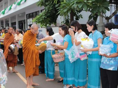 58-ทำบุญตักบาตรวันคล้ายวันสถาปนาวิทยาลัย 2