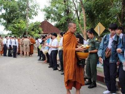 58-ทำบุญตักบาตรวันคล้ายวันสถาปนาวิทยาลัย 2