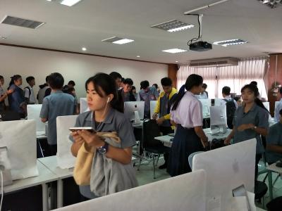 60-คณะนักเรียนจาก รร.สันติพิทยาสรรค์เยี่ยมชมแผนกไอที