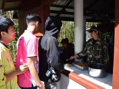 60-เดินปาศึกษาธรรมชาติ เขตรักษาพันธ์สัตว์ป่าภูหลวง