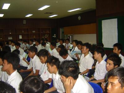 นักเรียน ปวช.1 ศึกษาดูงานโรงไฟฟ้าภูเขียว (1)