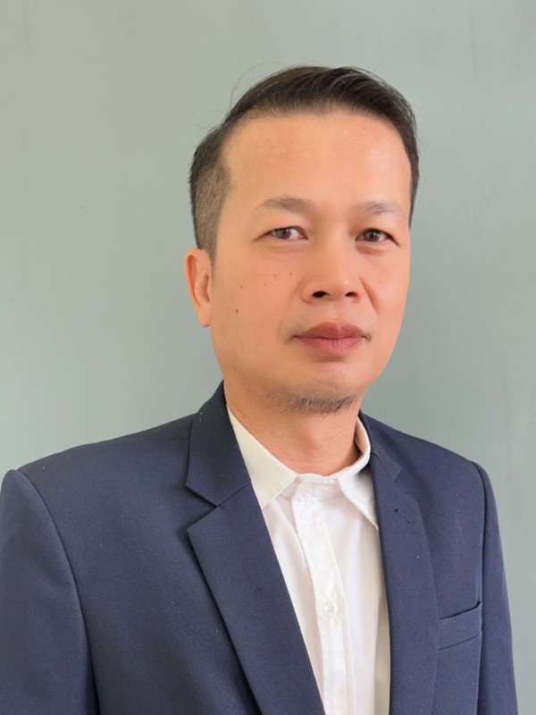 นายยุทธนา กิจใบ