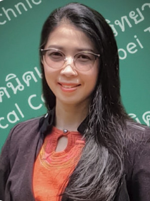 นางสาวทิวารัตน์ ปักคำวงษ์สังข์