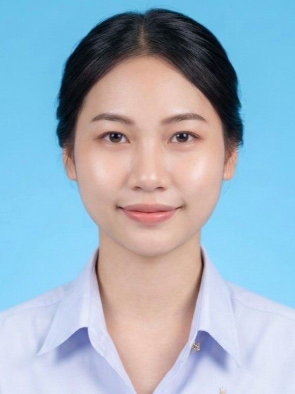 นางสาวพรรณปพร แสงพันธ์