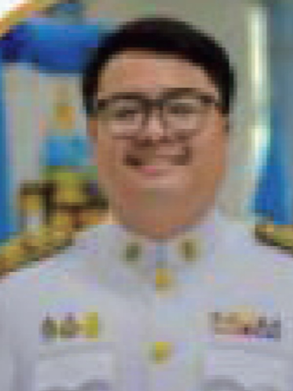 นายวชิรวิชญ์ ผาดำ